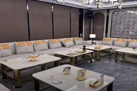 杭州夜场女营销的机遇与生活体验